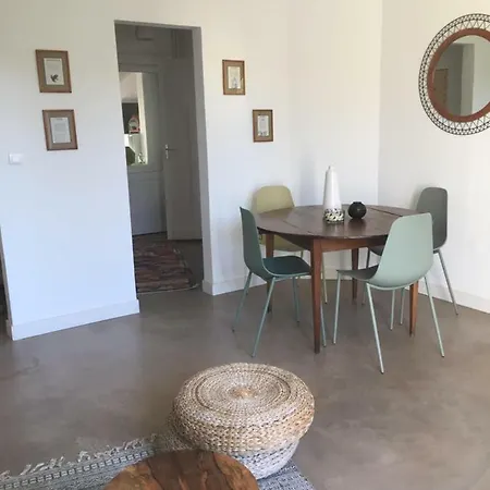 Semesterbostad La Maison Du Mauret *